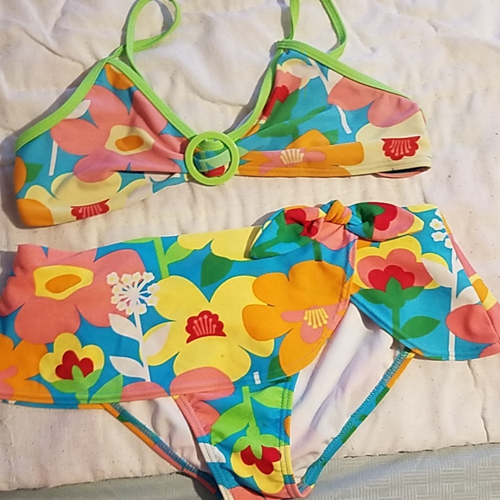 Swim suit